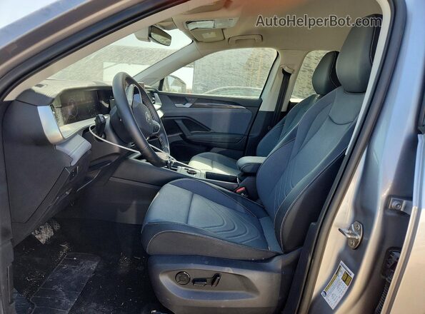 3VVER7RM4TM036559 2026 VOLKSWAGEN TIGUAN Silver Vista interior delantera