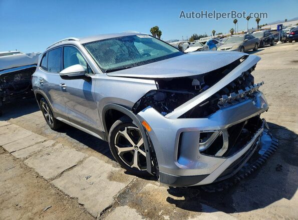 3VVER7RM5TM033945 2026 VOLKSWAGEN TIGUAN Silver Delantero derecho