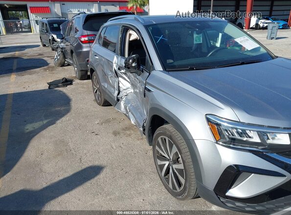 3VVEX7B20RM057139 2024 VOLKSWAGEN TAOS Silver წინა ხედი