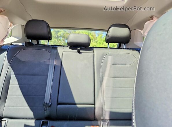 3VVEX7B23RM008338 2024 VOLKSWAGEN TAOS Silver Вид задніх сидінь