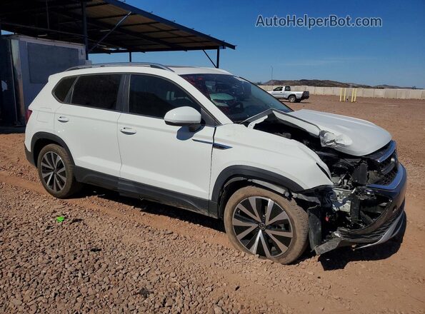 3VVEX7B24RM093626 2024 VOLKSWAGEN TAOS White Delantero derecho