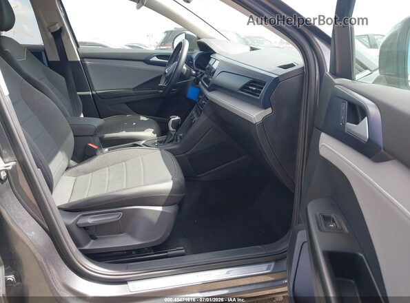 3VVEX7B28RM101596 2024 VOLKSWAGEN TAOS Gray Vista interior delantera