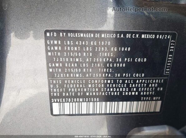 3VVEX7B28RM101596 2024 VOLKSWAGEN TAOS Gray Vista del compartimento del motor