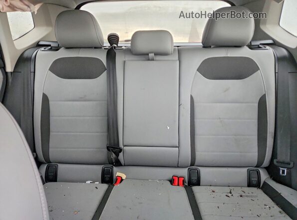 3VVEX7B2XRM055978 2024 VOLKSWAGEN TAOS Белый Вид задних сидений