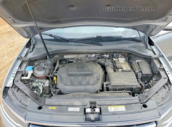 3VVFB7AX4RM029280 2024 VOLKSWAGEN TIGUAN Gray Vista del compartimento del motor