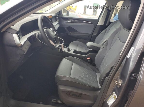 3VVFR7RM7TM081029 2026 VOLKSWAGEN TIGUAN Gray Vista interior delantera
