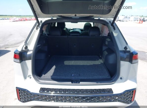 3VVGR7RM9TM028501 2026 VOLKSWAGEN TIGUAN White 