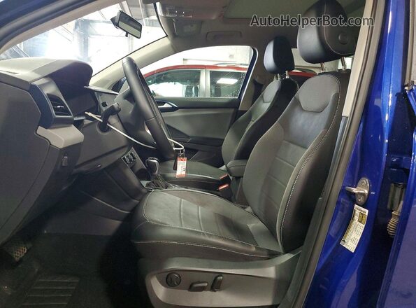3VVLX7B20NM072113 2022 VOLKSWAGEN TAOS Blue Widok wnętrza z przodu