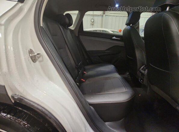 3VVLX7B20NM094855 2022 VOLKSWAGEN TAOS White უკანა სალონის ხედი