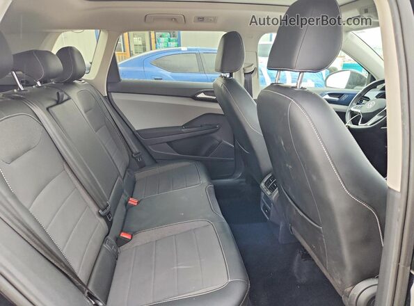 3VVLX7B22NM080780 2022 VOLKSWAGEN TAOS Черный Вид задних сидений