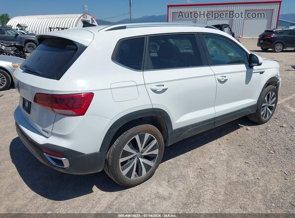 3VVLX7B24NM070686 2022 VOLKSWAGEN TAOS White Tył prawy