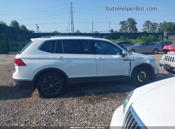 3VVMB7AX0RM038386 2024 VOLKSWAGEN TIGUAN Белый Вид задней части салона