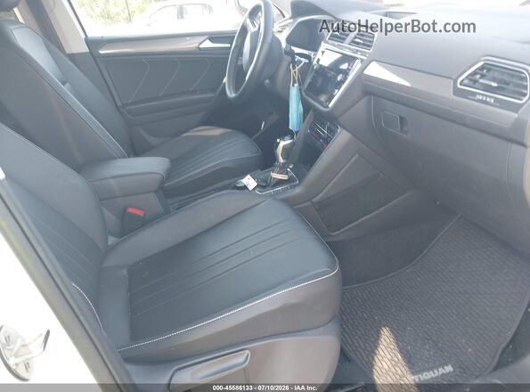 3VVMB7AX0RM038386 2024 VOLKSWAGEN TIGUAN Белый Вид салона спереди