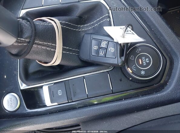 3VVMB7AX0RM038386 2024 VOLKSWAGEN TIGUAN Белый Вид панели приборов