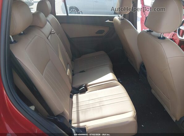 3VVMB7AX2PM001353 2023 VOLKSWAGEN TIGUAN Red Vista de la etiqueta del VIN