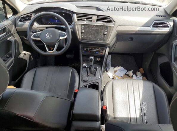 3VVMB7AX2RM078579 2024 VOLKSWAGEN TIGUAN Black Առջևի վահանակի տեսք
