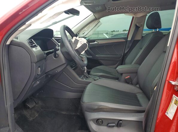 3VVMB7AX3PM009414 2023 VOLKSWAGEN TIGUAN Red Вид салону спереду