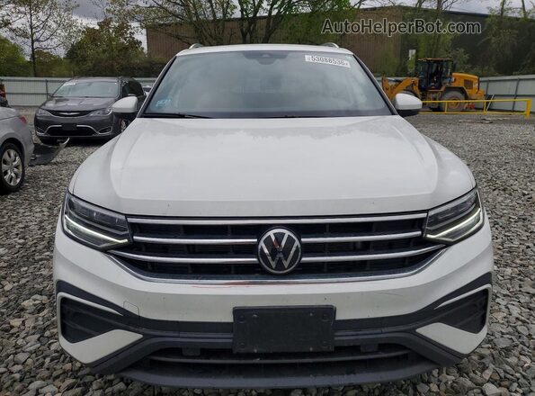 3VVMB7AXXRM167283 2024 VOLKSWAGEN TIGUAN White Widok z przodu