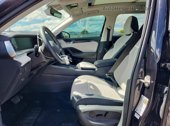 3VVMR7RM1SM025271 2025 VOLKSWAGEN TIGUAN Черный Вид салона спереди