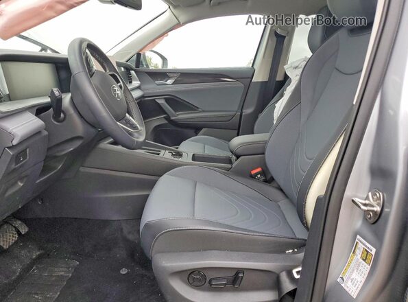 3VVMR7RM3SM063360 2025 VOLKSWAGEN TIGUAN Серебряный Вид салона спереди