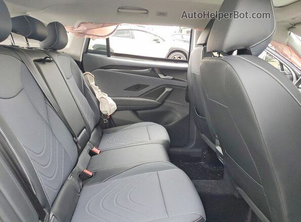 3VVMR7RM3SM063360 2025 VOLKSWAGEN TIGUAN Серебряный Вид задних сидений