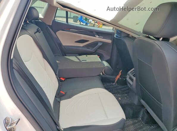 3VVMR7RM8SM020567 2025 VOLKSWAGEN TIGUAN White Vista interior trasera