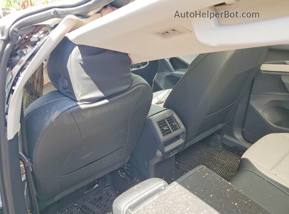 3VVMR7RM8SM020567 2025 VOLKSWAGEN TIGUAN White Vista del salpicadero