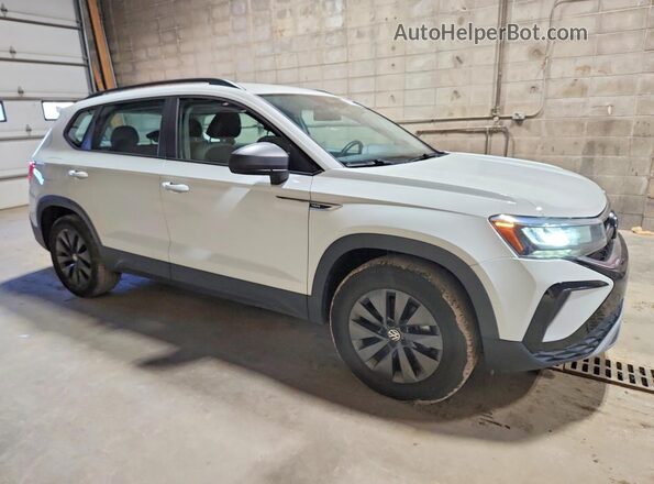 3VVMX7B29NM087620 2022 VOLKSWAGEN TAOS White Przód prawy