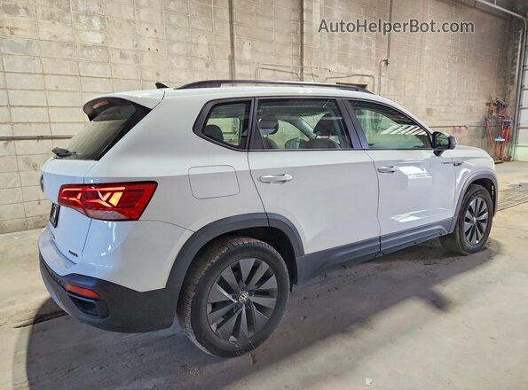 3VVMX7B29NM087620 2022 VOLKSWAGEN TAOS White Tył prawy