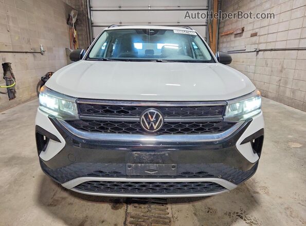 3VVMX7B29NM087620 2022 VOLKSWAGEN TAOS White Widok z przodu