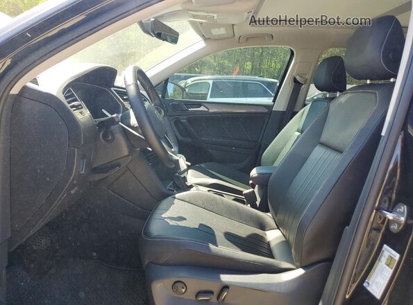 3VVNB7AX3RM173981 2024 VOLKSWAGEN TIGUAN Черный Вид салона спереди