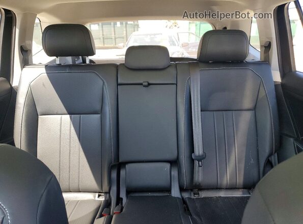 3VVNB7AX3RM173981 2024 VOLKSWAGEN TIGUAN Черный Вид задних сидений