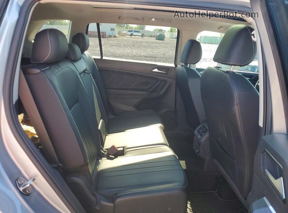 3VVNB7AX7PM128846 2023 VOLKSWAGEN TIGUAN Серебряный Вид задней части салона