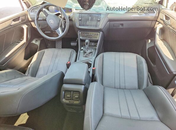 3VVNB7AX9PM093050 2023 VOLKSWAGEN TIGUAN Gray Առջևի վահանակի տեսք