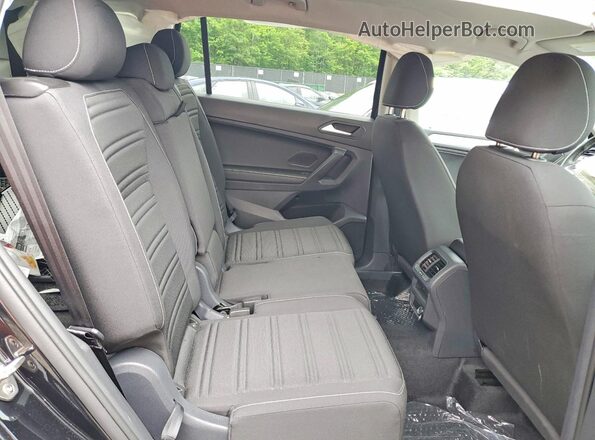 3VVRB7AX3RM206995 2024 VOLKSWAGEN TIGUAN Черный Вид задней части салона