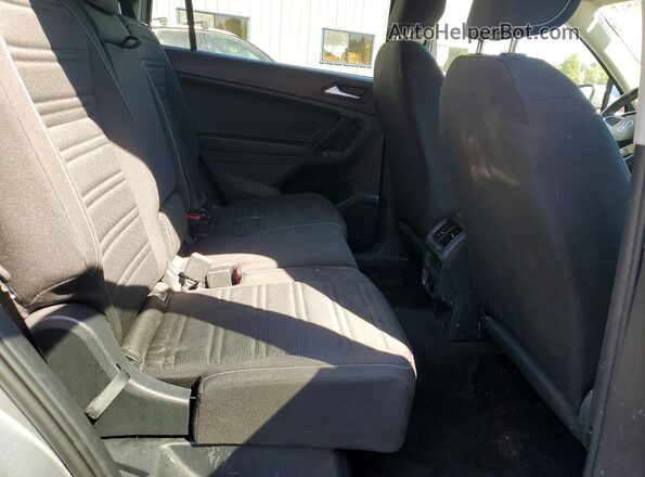 3VVRB7AX5PM072567 2023 VOLKSWAGEN TIGUAN Gray Vista interior trasera