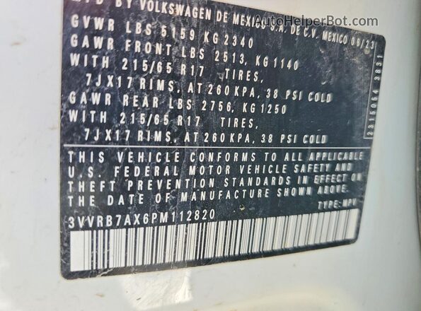 3VVRB7AX6PM112820 2023 VOLKSWAGEN TIGUAN White Vista de la etiqueta del VIN