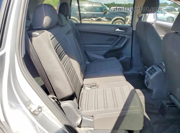 3VVRB7AX7PM026884 2023 VOLKSWAGEN TIGUAN Silver Вид задньої частини салону