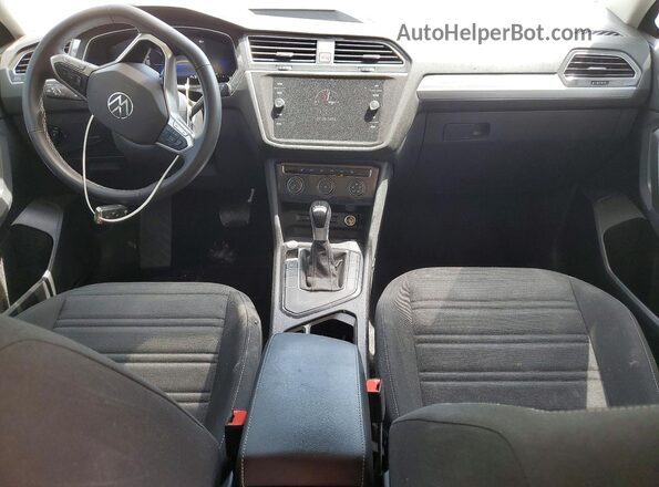 3VVRB7AX7RM200178 2024 VOLKSWAGEN TIGUAN Серебряный Вид панели приборов