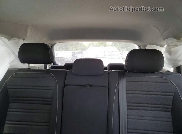 3VVRB7AX7RM200178 2024 VOLKSWAGEN TIGUAN Серебряный Вид задних сидений