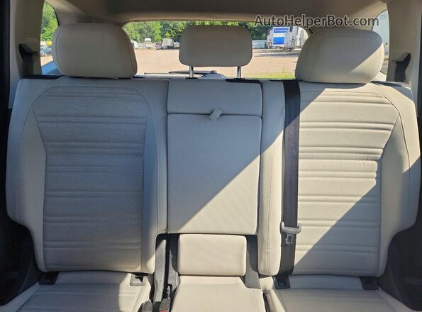 3VVRB7AX9RM224384 2024 VOLKSWAGEN TIGUAN Black Widok tylnych siedzeń