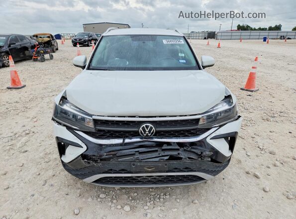 3VVRX7B20NM006381 2022 VOLKSWAGEN TAOS White Вид спереду
