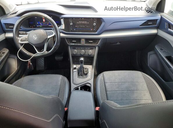 3VVRX7B21NM060840 2022 VOLKSWAGEN TAOS Белый Вид панели приборов