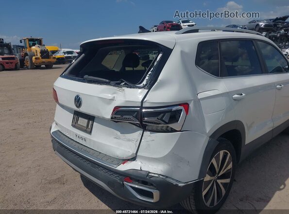 3VVRX7B23NM020887 2022 VOLKSWAGEN TAOS White Դիմացի տեսք