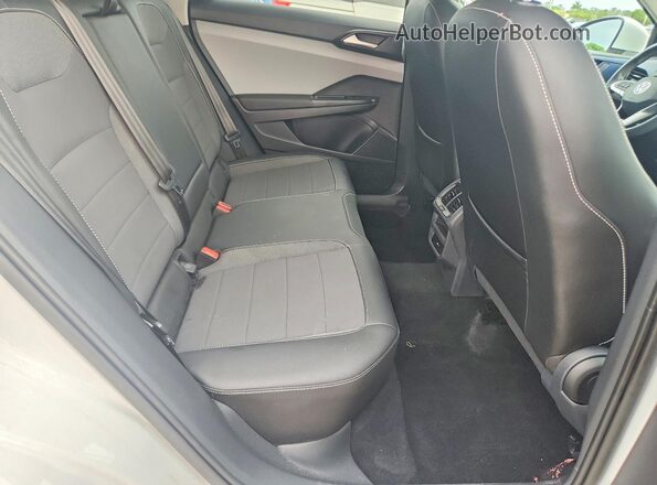 3VVRX7B26NM088195 2022 VOLKSWAGEN TAOS Белый Вид задней части салона