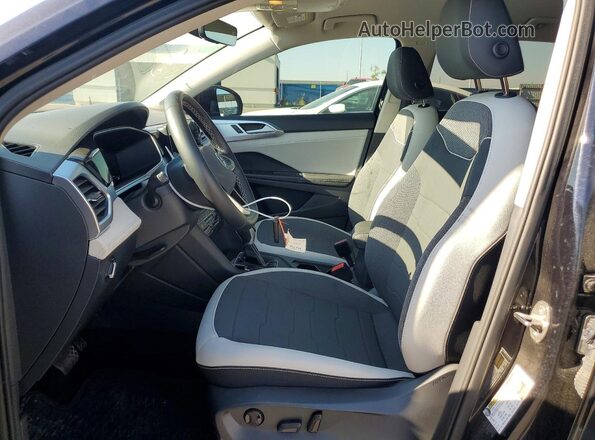 3VVSC7B29SM053398 2025 VOLKSWAGEN TAOS Black Vista interior delantera