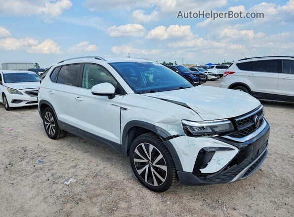 3VVSX7B21RM048758 2024 VOLKSWAGEN TAOS White Delantero derecho
