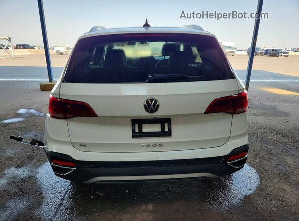 3VVSX7B22RM049059 2024 VOLKSWAGEN TAOS White Вид ззаду