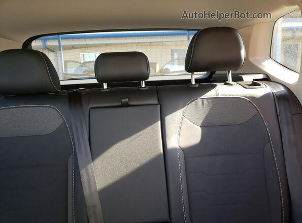 3VVUC7B29SM003576 2025 VOLKSWAGEN TAOS White Հետևի նստատեղերի տեսք