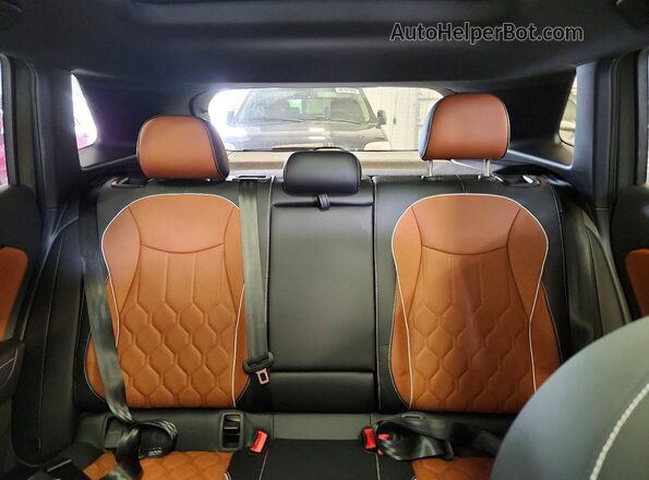 3VVUW7RM6TM101805 2026 VOLKSWAGEN TIGUAN Green უკანა სავარძლების ხედი
